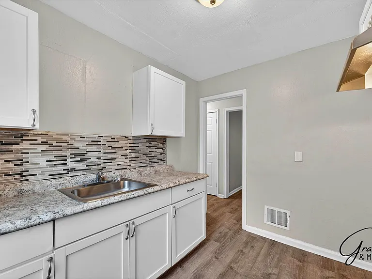 12716 Riad St — Photo 12