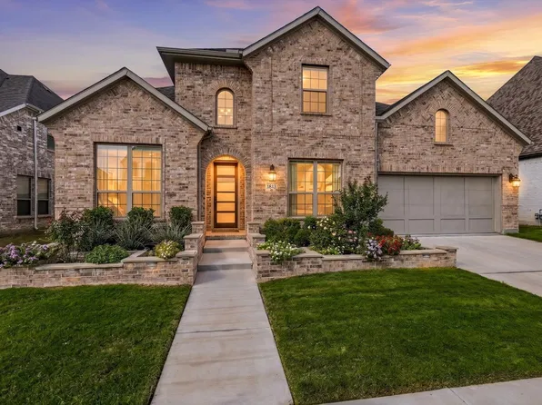 1813 Climbing Ct, Northlake, TX 76226