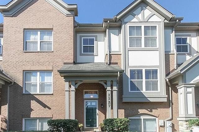 1st image of 1127 N Claremont Dr