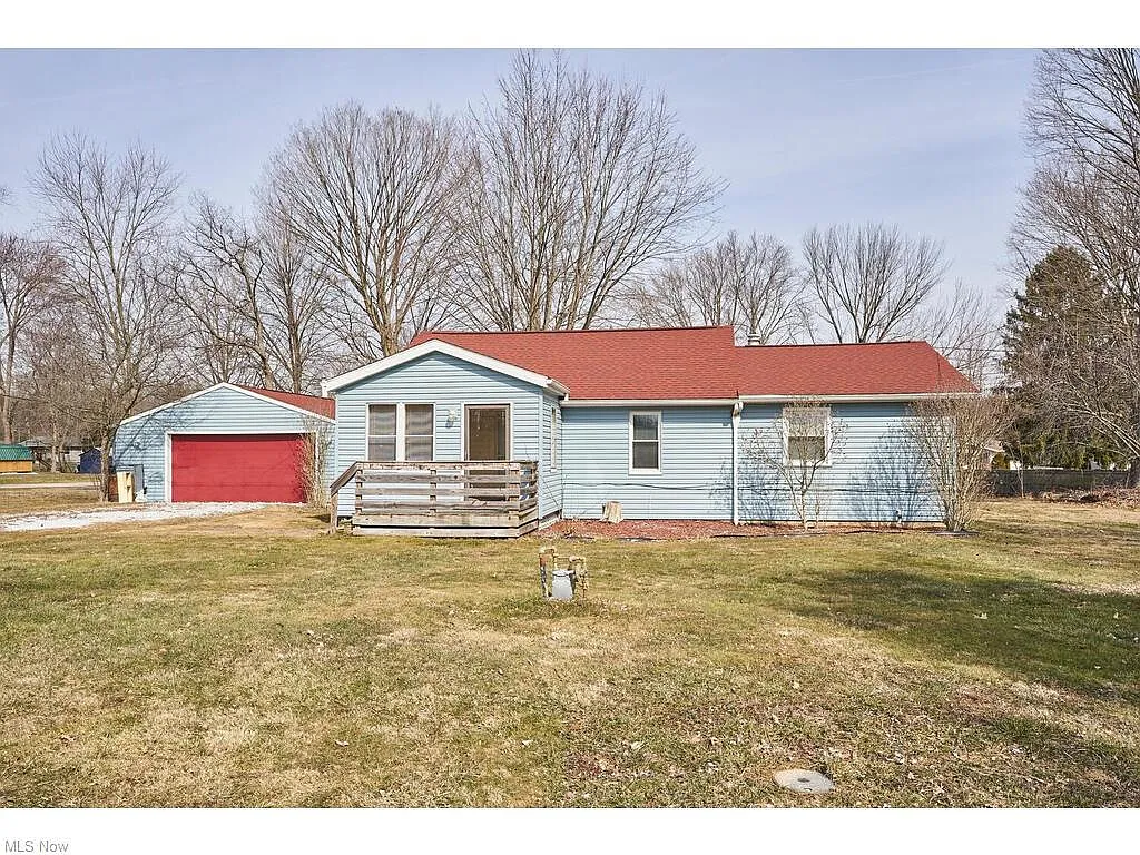 195 Ferguson Dr photo 1