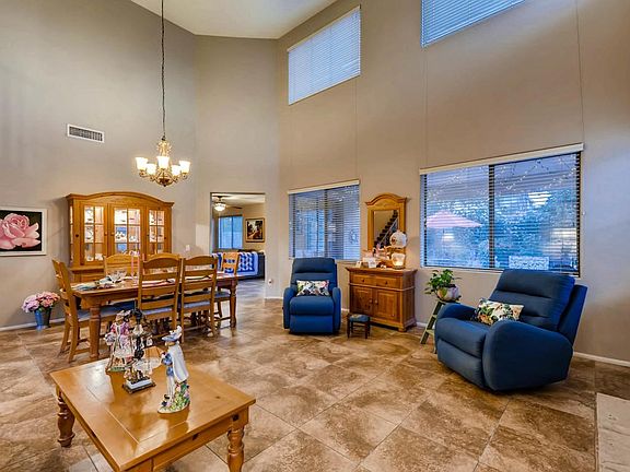 2616 E Rustling Oaks Lane-MLS_Size-005-5