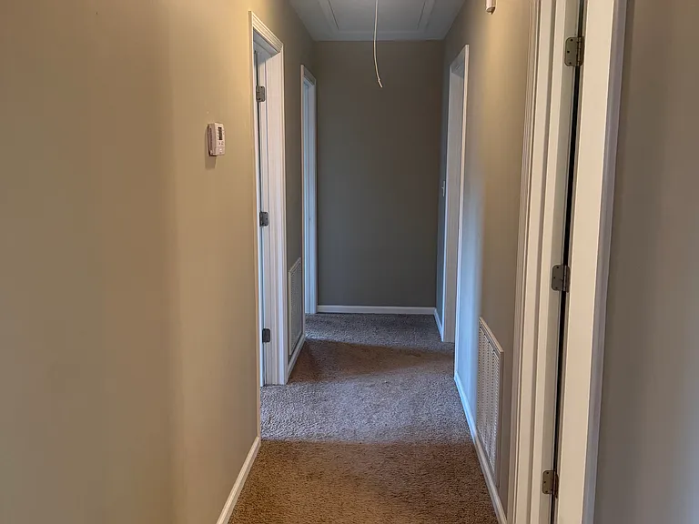 16 Ellesmere Dr — Photo 13