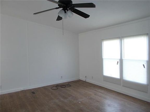 4th image of 4408 County Road 401c