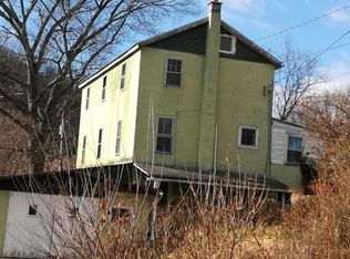 718 Pfahler St, Catawissa, PA 17820