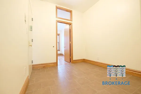 Rented by SBJ Brokerage, LLC | media 34