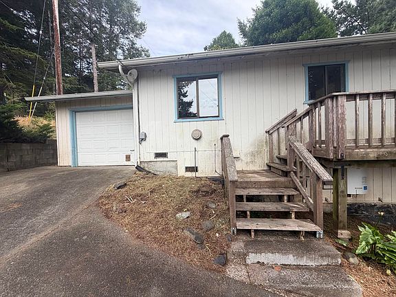 3rd image of 120 Spur Ct