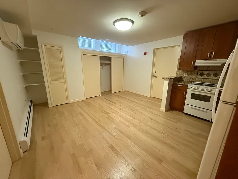 33 Peterborough St #29A — Photo 3