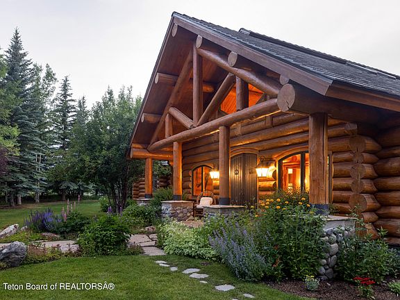 4th image of 6595 N Upper Cascade Dr