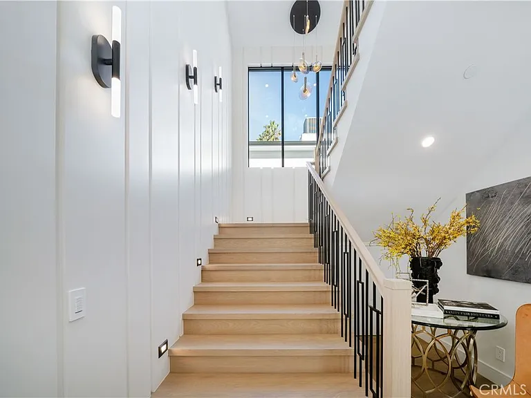 12207 Valleyheart Dr — Photo 5