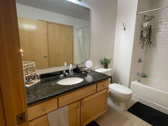 5th image of 521 7th St S #221