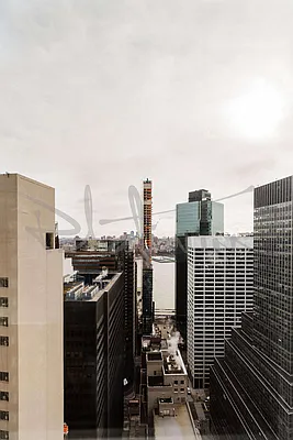 Rented by Platinum Properties | media 10