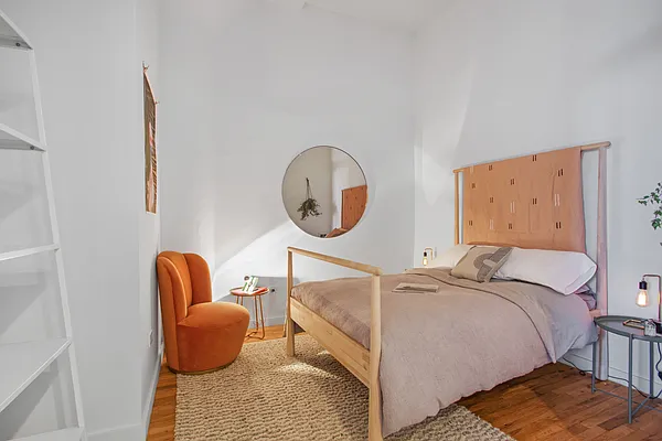 Rented by Compass | media 17