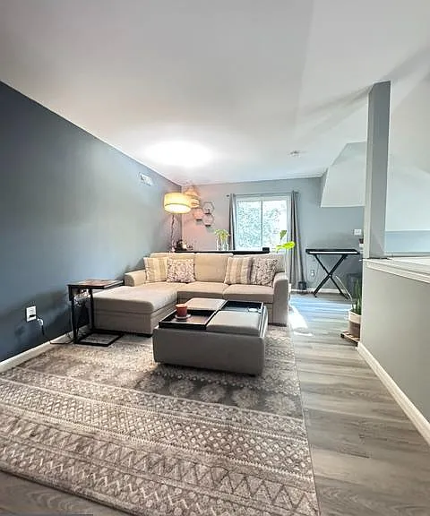 147 Woodlake Dr — Photo 6