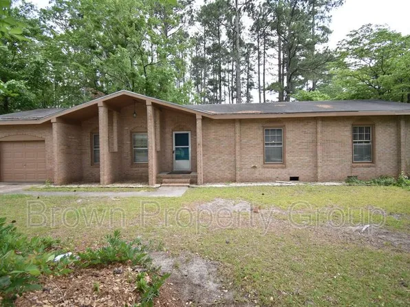 333 McFadyen Dr, Fayetteville, NC 28314
