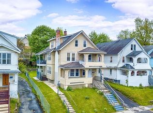 37-39 Longview St, Springfield, MA 01108