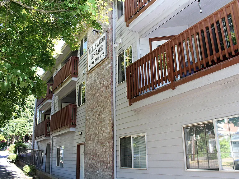 4604 NE Hancock St — Photo 3