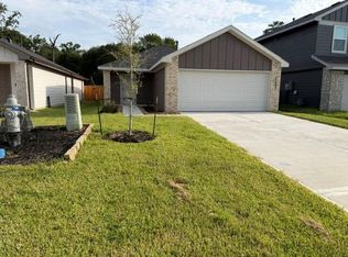 11627 Ruffian Dr, Willis, TX 77318