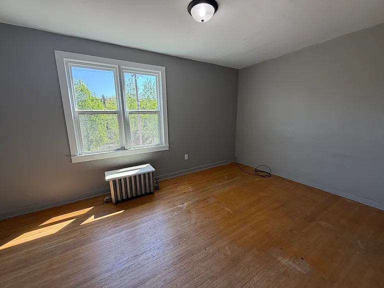 601 Washington St #2 — Photo 4