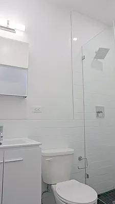 Rented by Metropolitan Equities | media 6