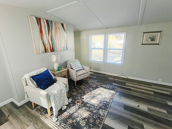 3rd image of 63 Deerwood Park