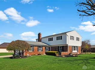 25 Greenmoor Dr, Arcanum, OH 45304