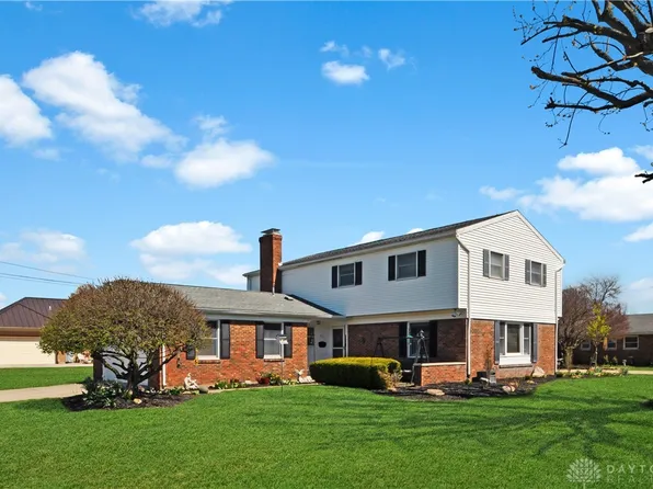 25 Greenmoor Dr, Arcanum, OH 45304