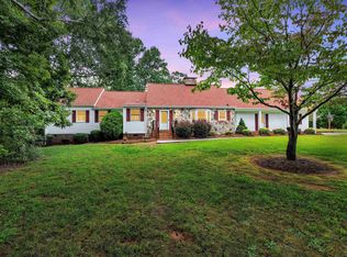 819 J C Cooper Rd, Fountain Inn, SC 29644