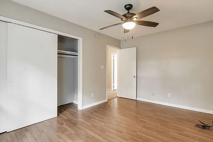 6240 Lanier Dr — Photo 31