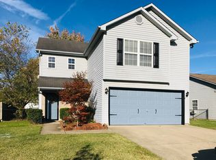 5217 Sand Lake Dr, Louisville, KY 40272