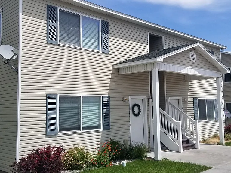920 Anne St — Photo 1