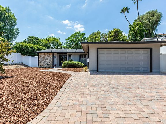 2nd image of 6941 Scarborough Peak Dr
