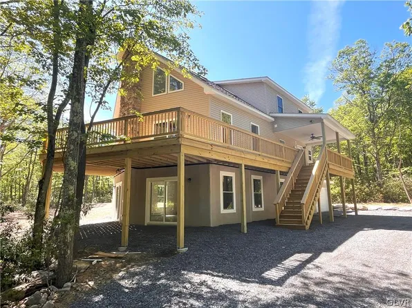 11 Susquehanna Dr, Jim Thorpe, PA 18229