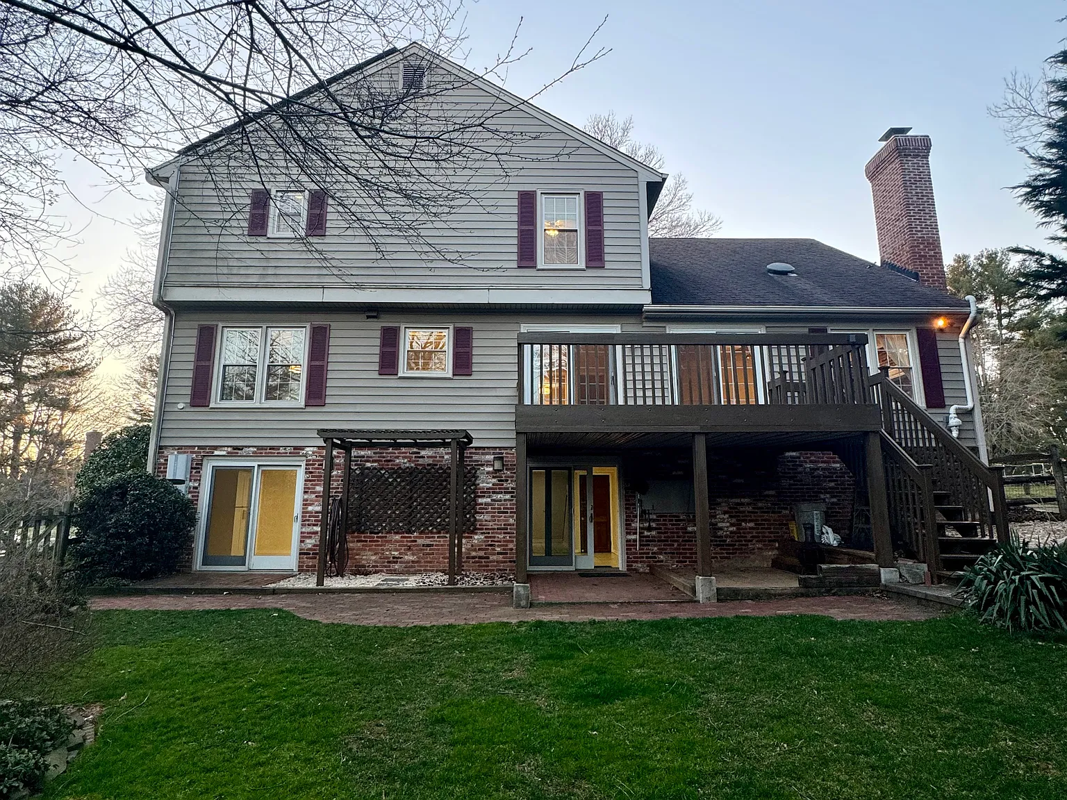 5 bed, 3.5 bath, 3516 sqft, $4,300 — Photo 2