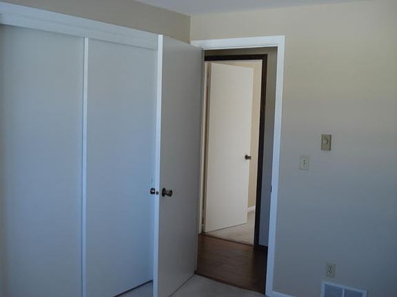 2nd image of 2716 N Taylor Dr