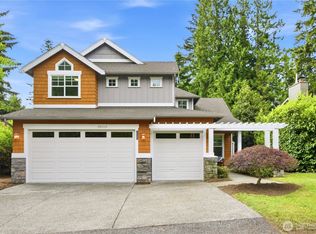 10115 NE 24th St, Bellevue, WA 98004