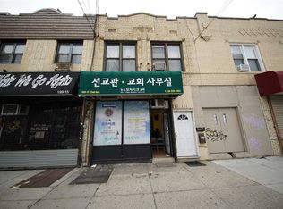 19917 32nd Ave, Flushing, NY 11358