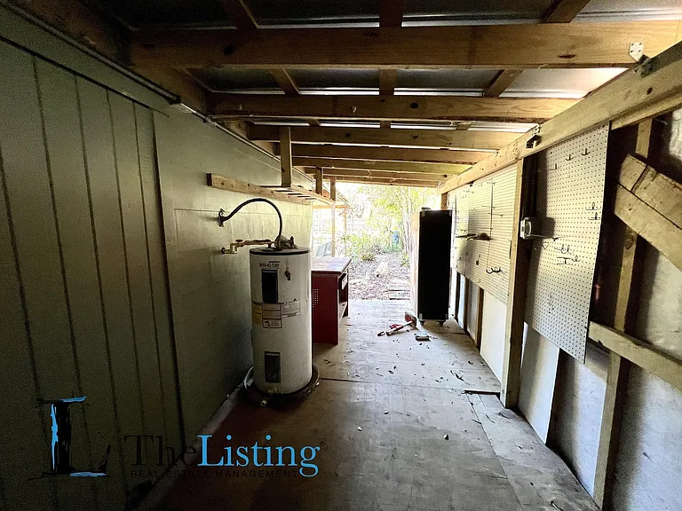 5905 N Tampa St — Photo 19