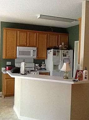 4th image of 326 Silverthorn Dr NW