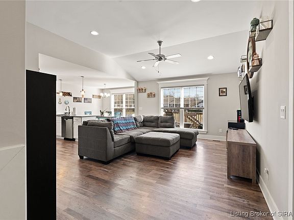 5th image of 6426 Goldrush Boulevard