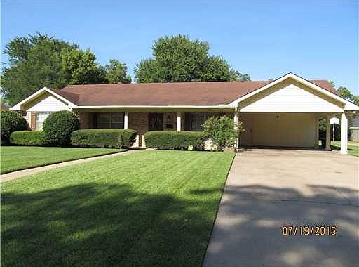 1st image of 512 Sweetbriar Dr