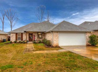 640 Greenfield Ridge Dr E, Brandon, MS 39042