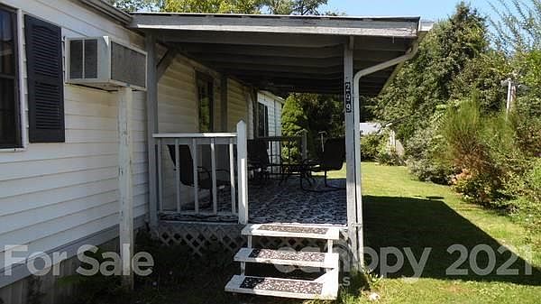 1st image of 299 Westwood Cir