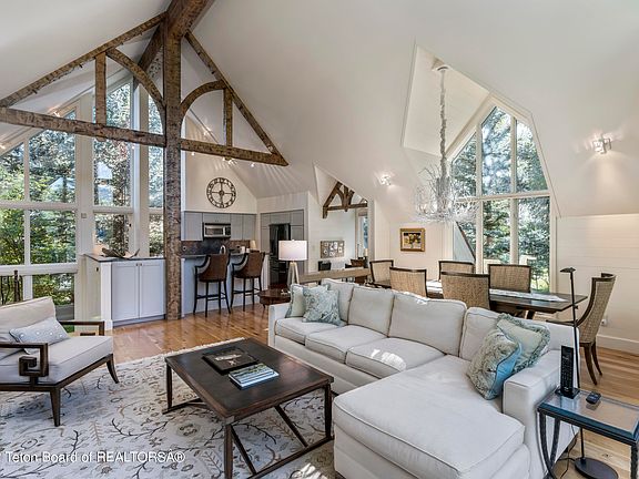 5th image of 2965 N Alder Wood Ln