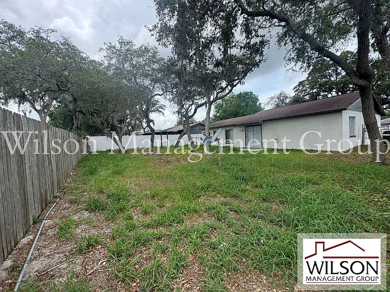 1013 Arizona Ct — Photo 25