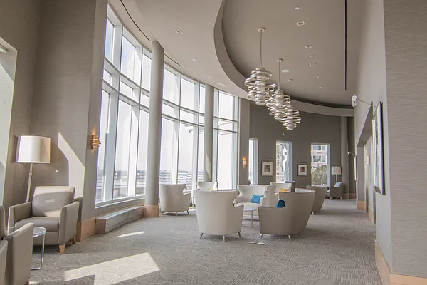 Rented by BLU Real Estate | media 18