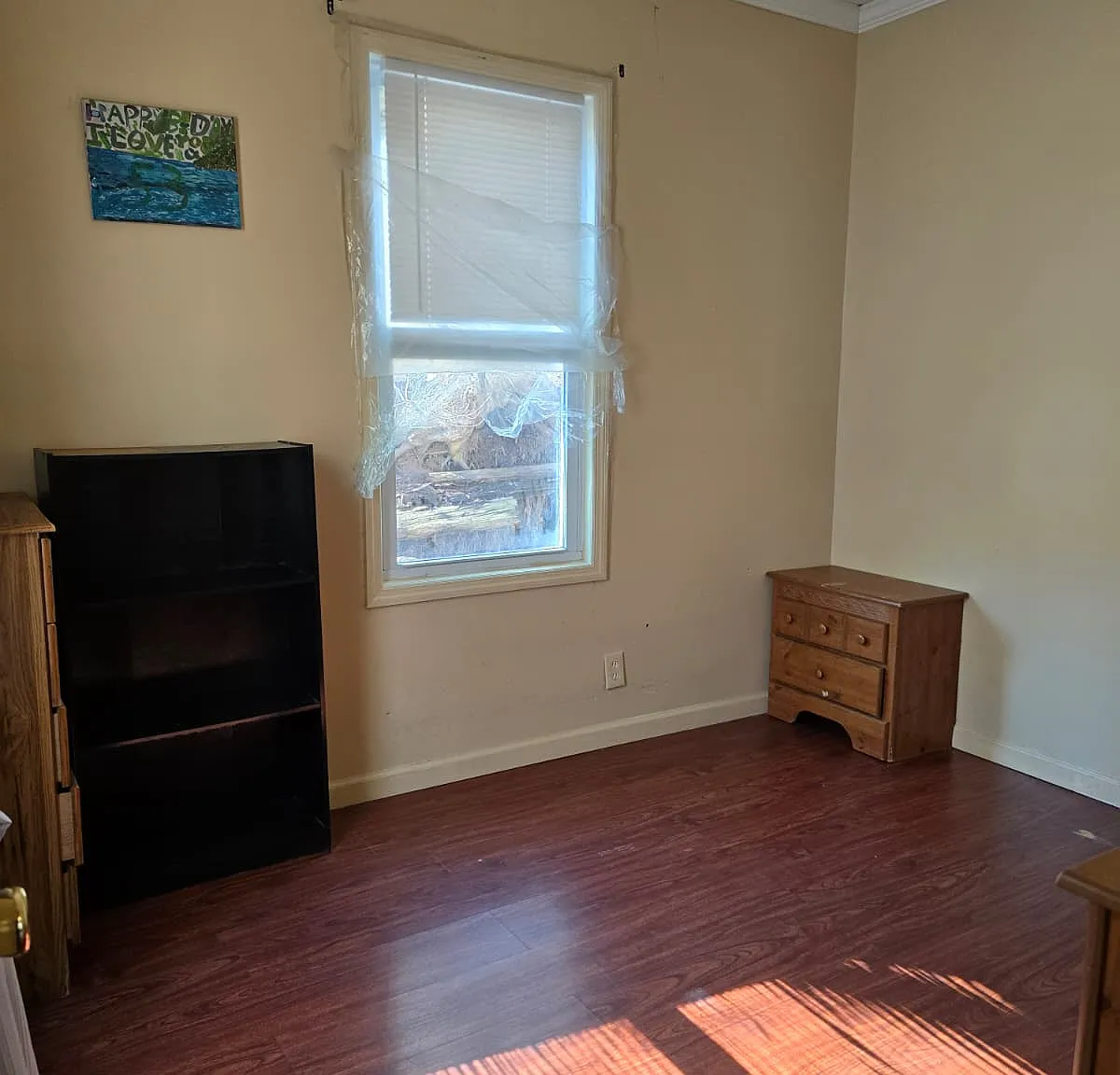 3 bed, $1,550 — Photo 2