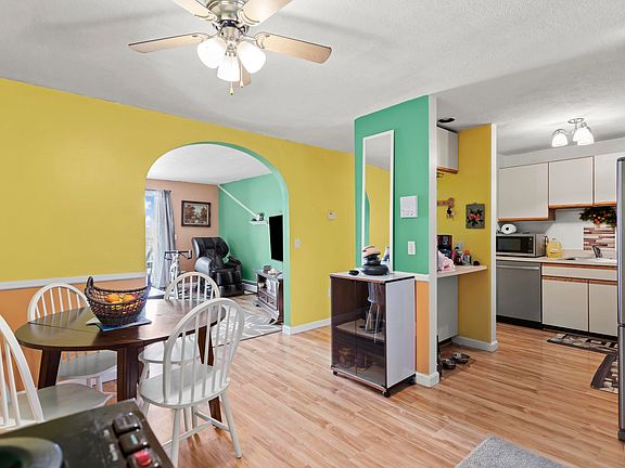 3rd image of 11 Timberwood Drive #402