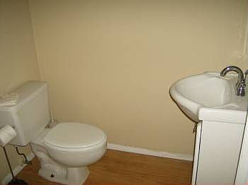3rd image of 2897 Thaxton Dr APT 63