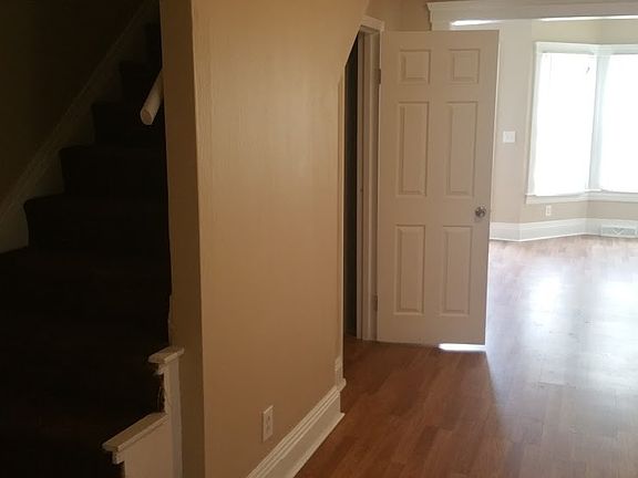4th image of 4240 W 24th St