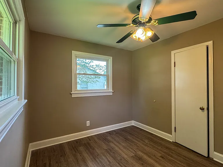 246 Phillips Dr — Photo 19
